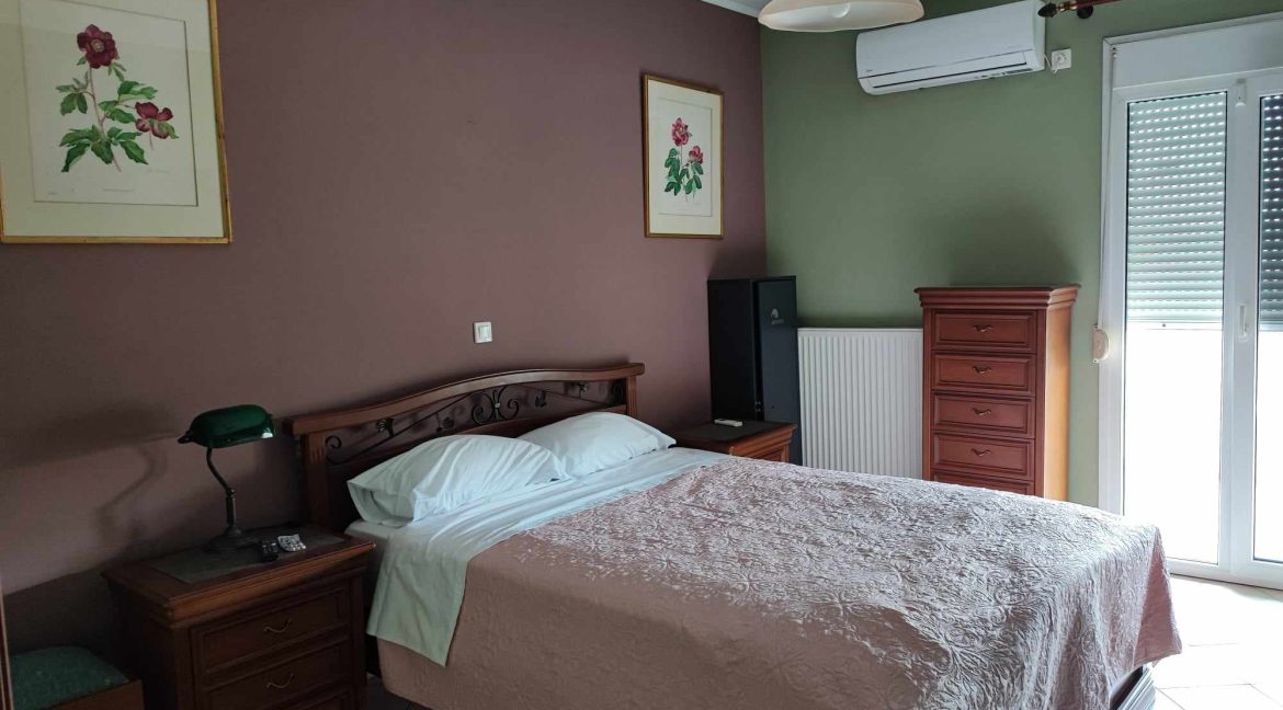 386877178_1361936554700569_1443550086032260454_n